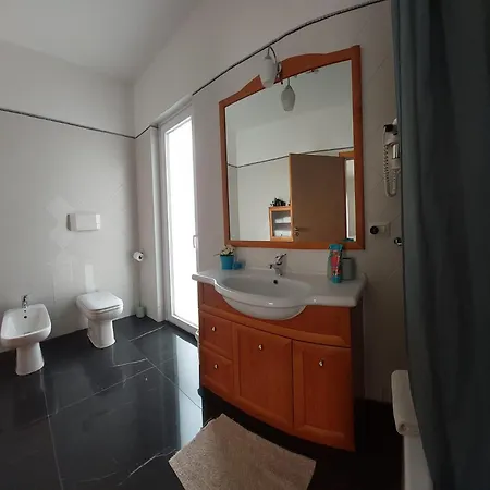 Casa Montefinese1