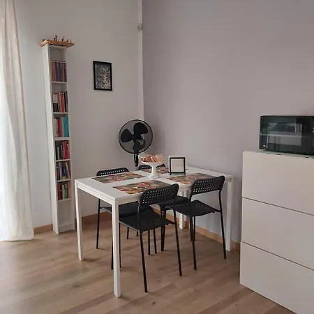 Casa Montefinese1 *